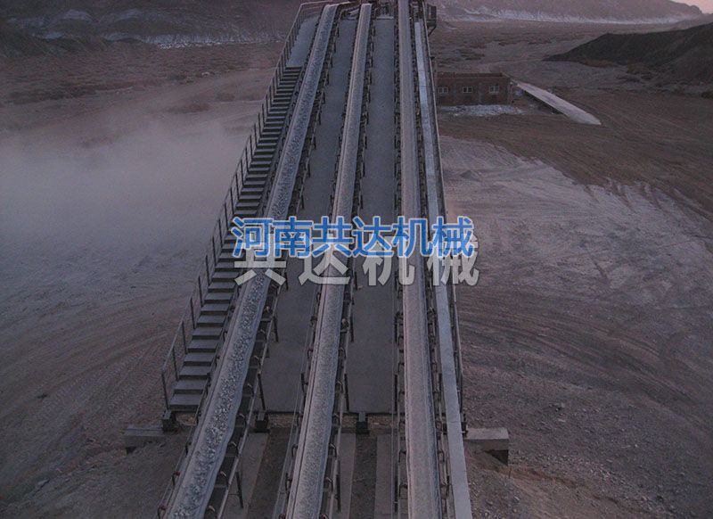 公司承建的礦石破碎、篩分、輸送生產(chǎn)線